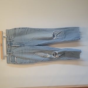 Madewell Perfect Vintage Jean size 31 distressed knees